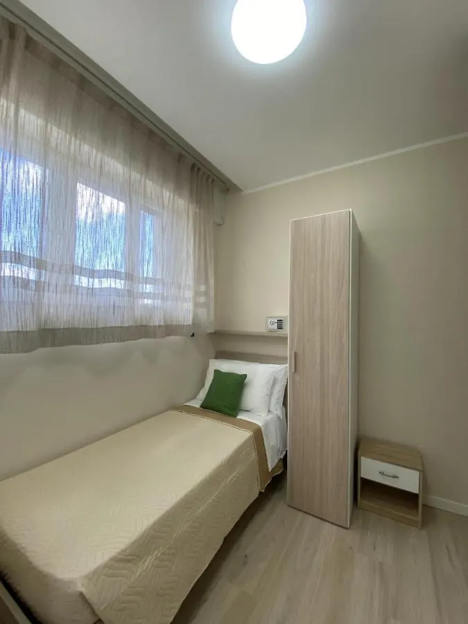 ** Hotel Albergo Lodrino Villa  Italia