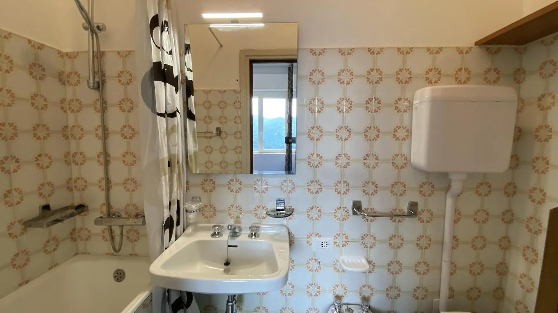 Albergo Lodrino Villa  Hotel