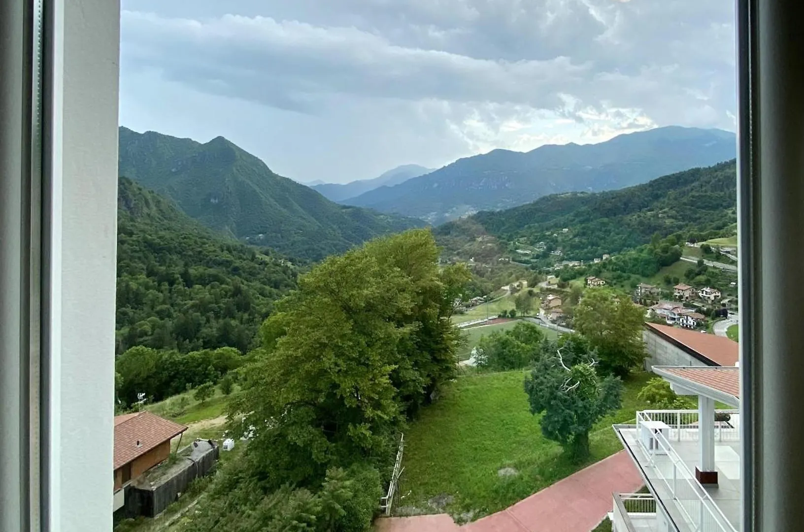 Albergo Lodrino Villa  Italia