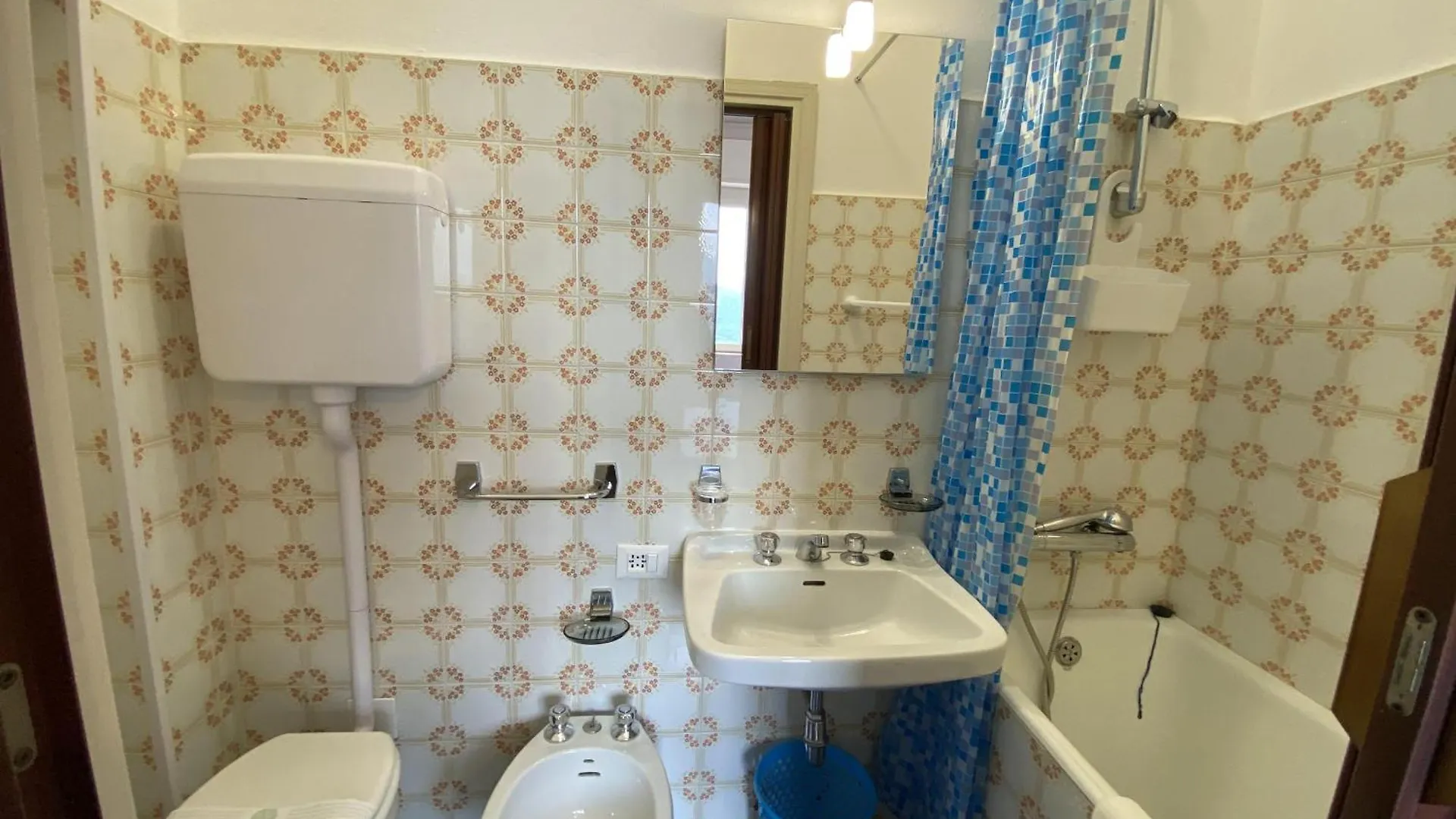 Albergo Lodrino Villa  2*, Villa (Brescia) Italia