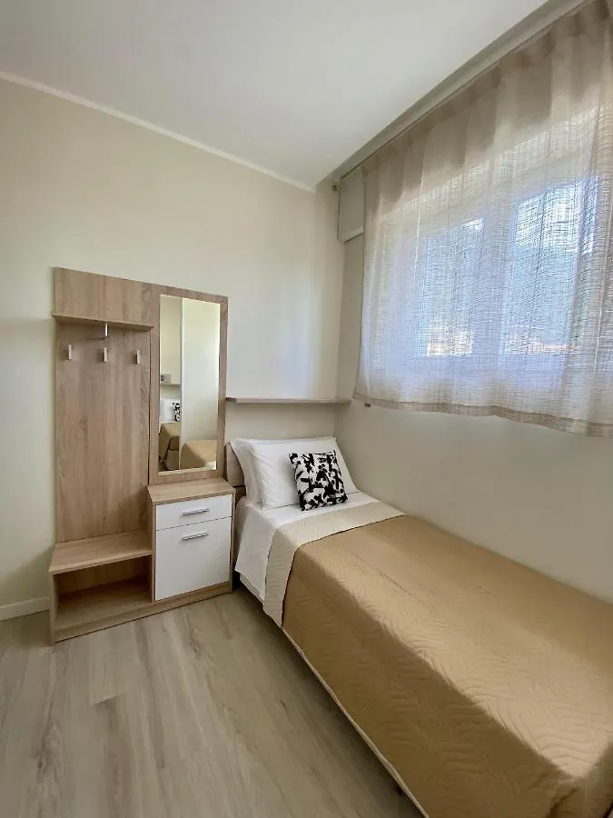 Albergo Lodrino Villa  2*, Villa (Brescia)
